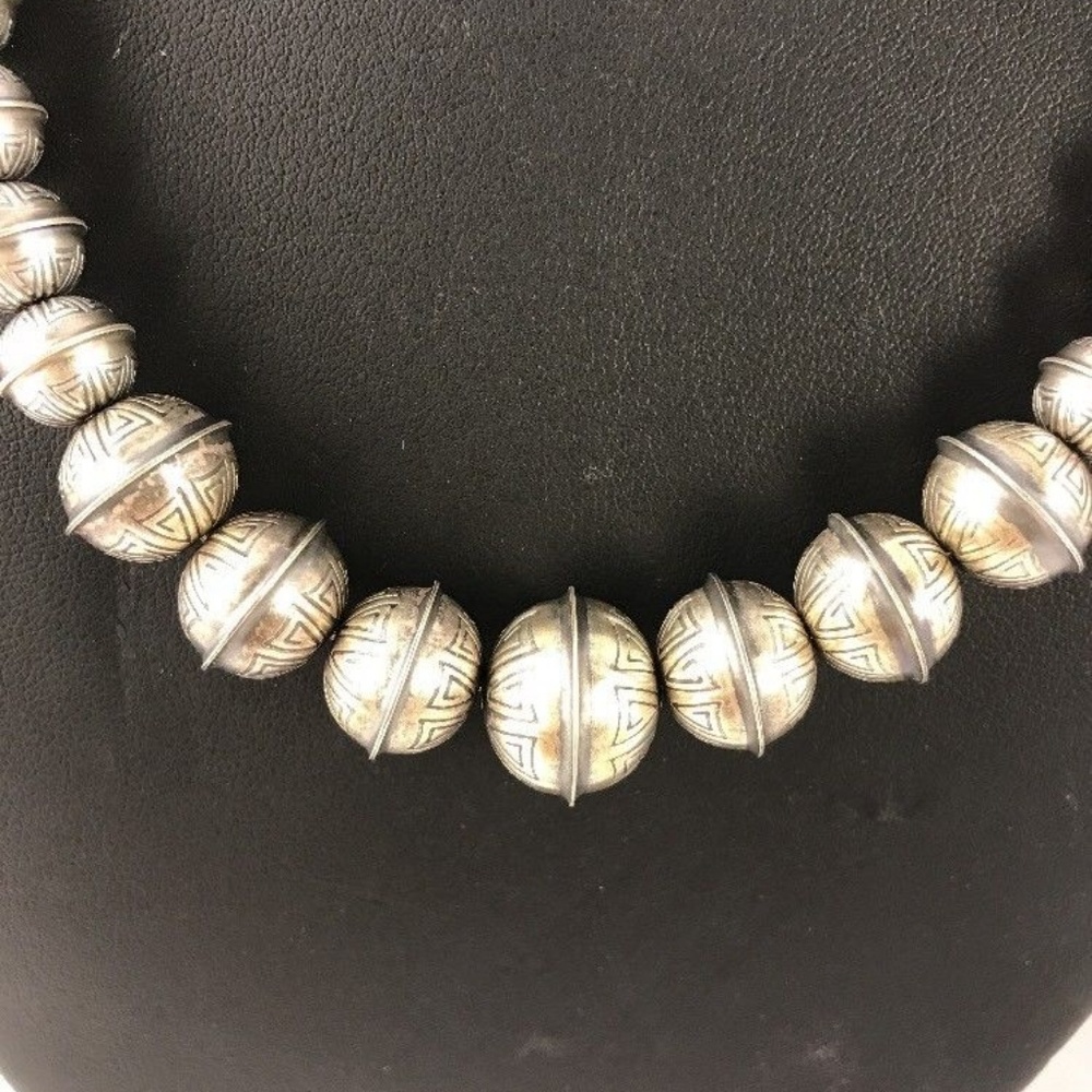 COPY - Hand Stamped Bench Navajo Pearls Graduated… - Picture 6 of 8